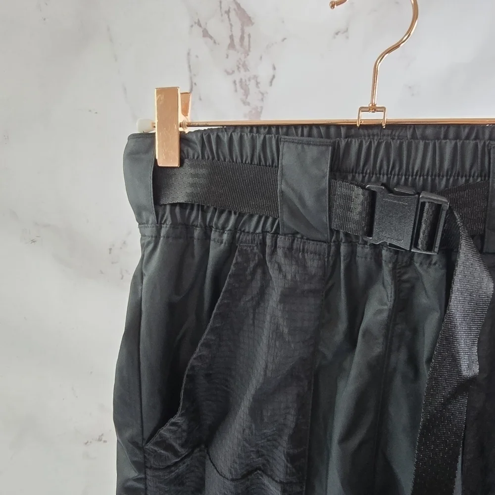 Nike Pants Women XS Black Windbreaker Track Swoosh Jogger Tapered Belted